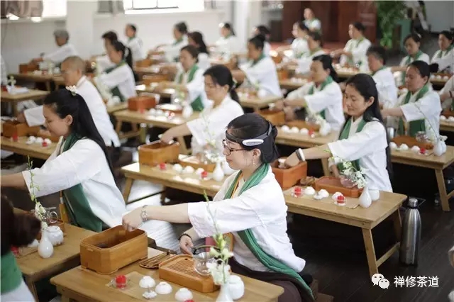 Advanced level Chan Tea class - Immersing in a rain of flowers