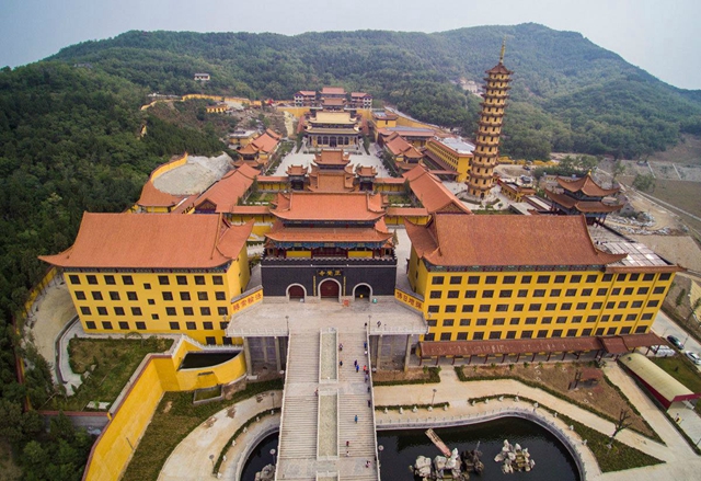 You can sacn QR codes to donate to Zhengjue Monastery
