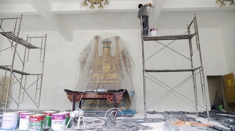 博山正觉寺开始粉刷殿堂