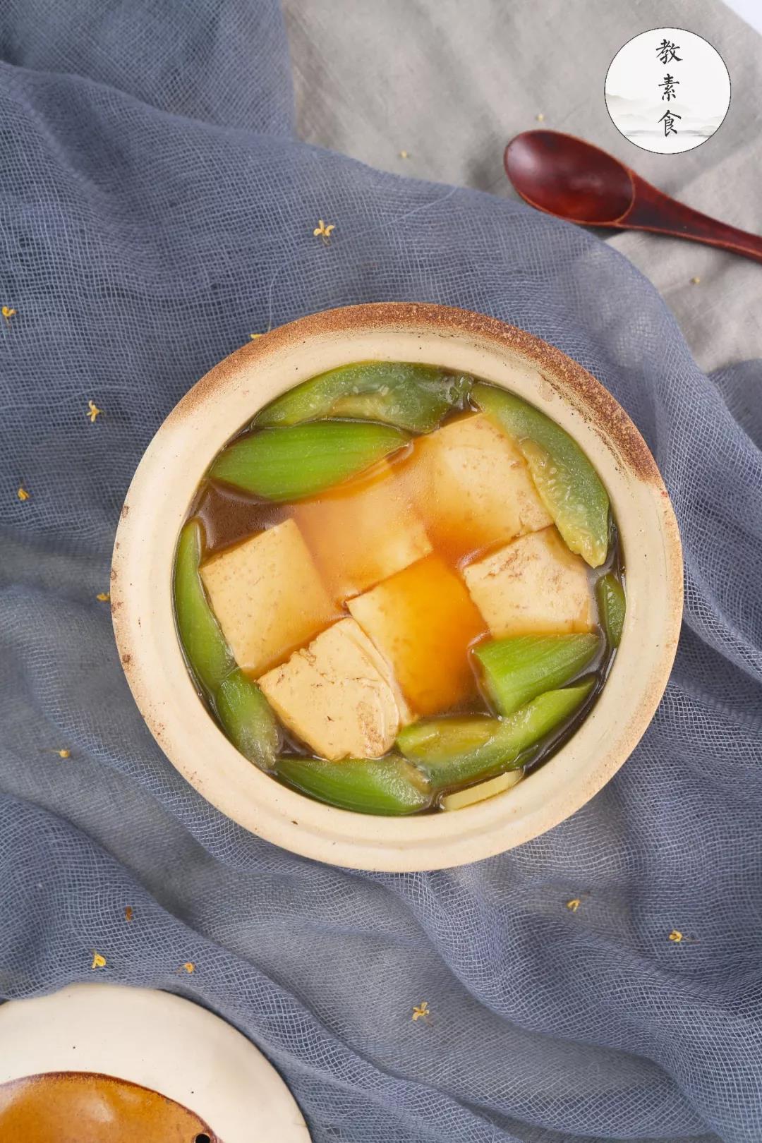 丝瓜豆腐鸡蛋汤怎么做_丝瓜豆腐鸡蛋汤的做法_豆果美食